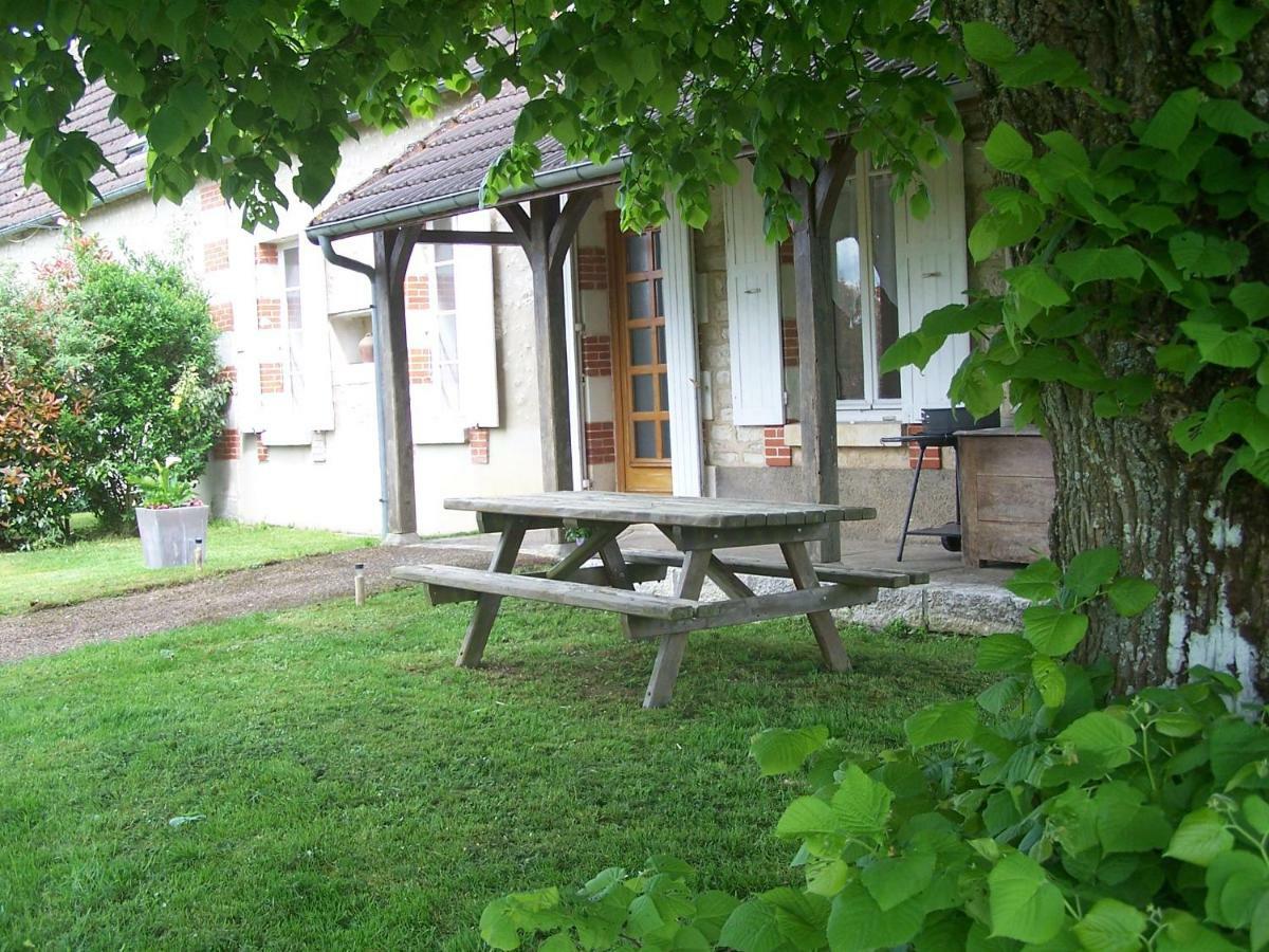 Gite En Forterre Druyes-les-Belles-Fontaines Экстерьер фото